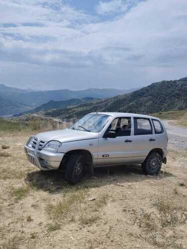 Chevrolet Niva 2006, 123,233 km - 1.7 л - Quba