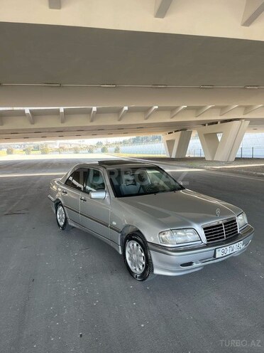 Mercedes C 180 1999, 300,000 km - 1.8 л - Bakı