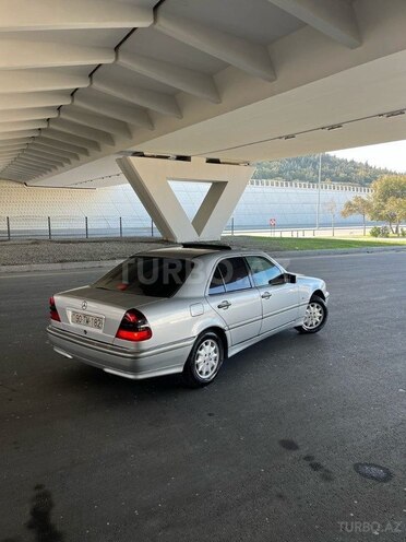 Mercedes C 180 1999, 300,000 km - 1.8 л - Bakı