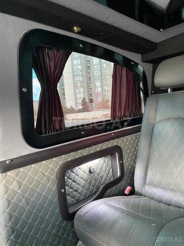 Mercedes Vito 111 2010, 600,000 km - 2.2 л - Qazax