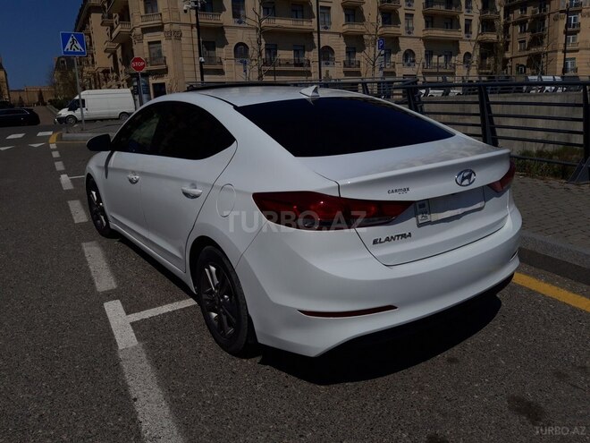 Hyundai Elantra 2018, 126,500 km - 2.0 л - Bakı