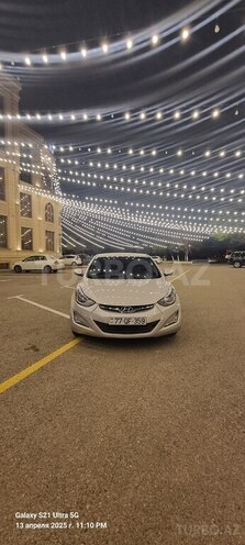 Hyundai Elantra 2015, 105,000 km - 1.8 l - Bakı