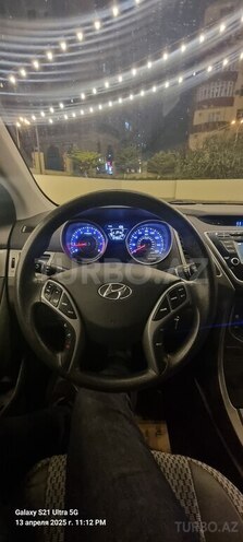 Hyundai Elantra 2015, 105,000 km - 1.8 l - Bakı