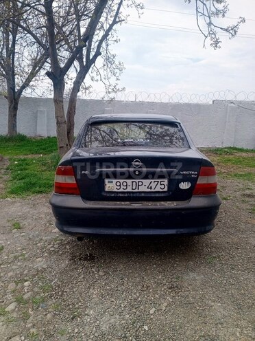 Opel Vectra 1997, 523,475 km - 1.6 l - Qazax