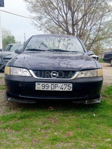 Opel Vectra 1997, 523,475 km - 1.6 l - Qazax