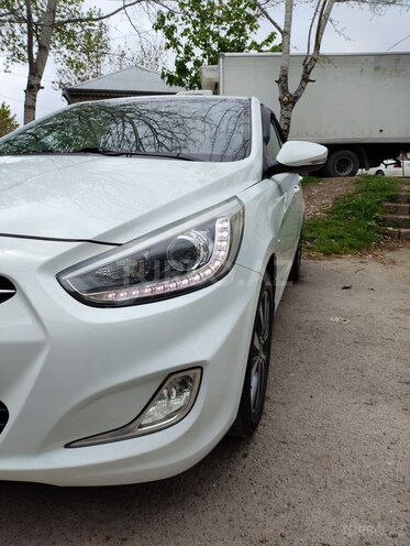 Hyundai Accent 2013, 167,000 km - 1.6 l - Şamaxı