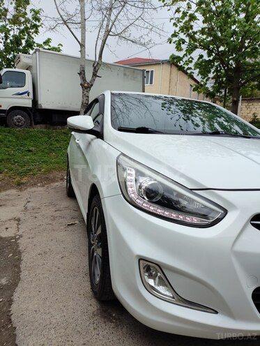 Hyundai Accent 2013, 167,000 km - 1.6 l - Şamaxı