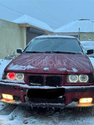 BMW 318 1995, 420,000 km - 1.8 l - Sumqayıt