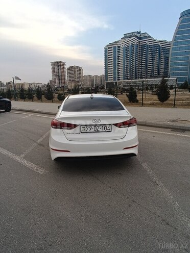 Hyundai Elantra 2017, 125,529 km - 2.0 l - Bakı
