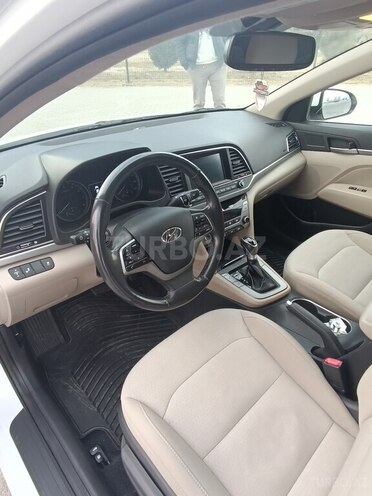 Hyundai Elantra 2017, 125,529 km - 2.0 l - Bakı