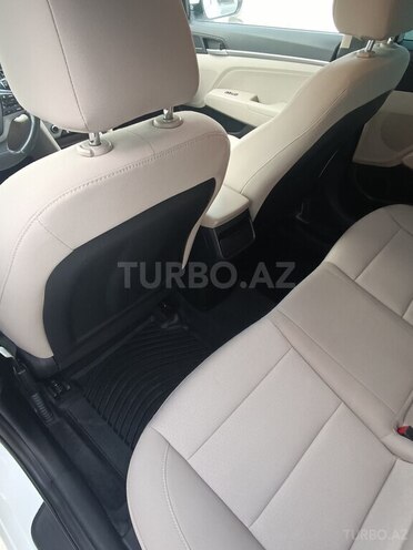 Hyundai Elantra 2017, 125,529 km - 2.0 l - Bakı