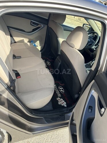 Hyundai Elantra 2013, 219,000 km - 1.8 l - Bakı