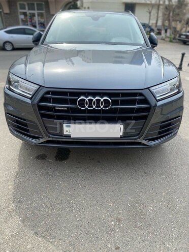 Audi Q5 2017, 135,000 km - 2.0 l - Bakı