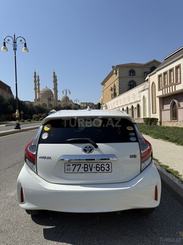 Toyota Aqua 2018, 116,000 km - 1.5 l - Bakı