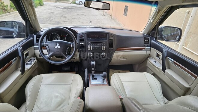Mitsubishi Pajero 2008, 191,000 km - 3.0 л - Bakı