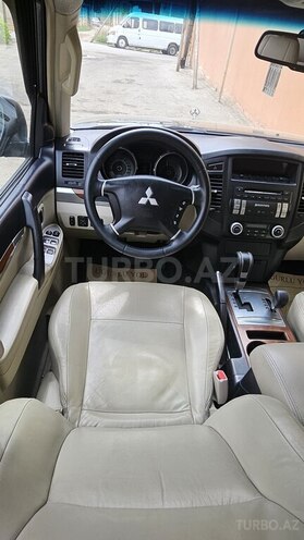 Mitsubishi Pajero 2008, 191,000 km - 3.0 л - Bakı