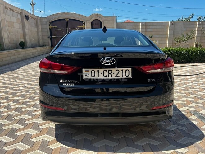 Hyundai Elantra 2018, 97,000 km - 1.4 л - Bakı