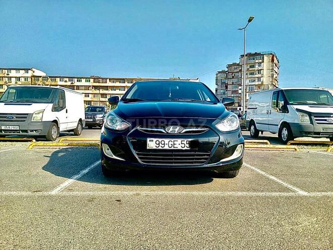 Hyundai Accent 2013, 335,000 km - 1.4 l - Bakı