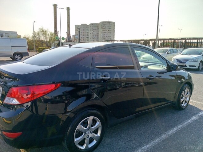 Hyundai Accent 2013, 335,000 km - 1.4 l - Bakı