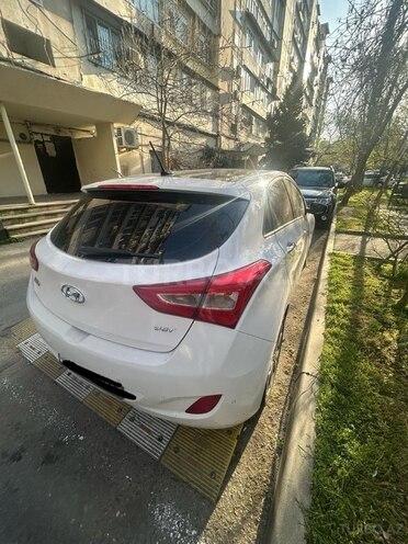Hyundai i30 2014, 120,000 km - 1.6 л - Bakı