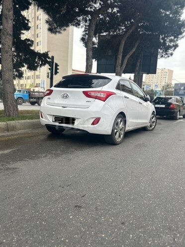 Hyundai i30 2014, 120,000 km - 1.6 л - Bakı
