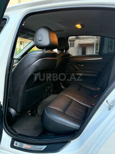 BMW 520 2013, 330,000 km - 2.0 l - Bakı