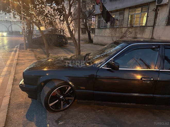 BMW 518 1994, 197,000 km - 1.8 l - Bakı