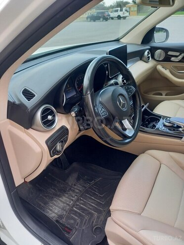 Mercedes GLC 300 4MATIC 2016, 225,308 km - 2.0 l - Bakı
