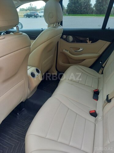 Mercedes GLC 300 4MATIC 2016, 225,308 km - 2.0 l - Bakı