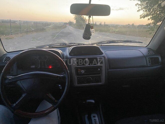 Mitsubishi Pajero io 2001, 204,702 km - 1.8 л - Bakı
