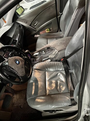 BMW 525 2004, 260,000 km - 2.5 l - Bakı