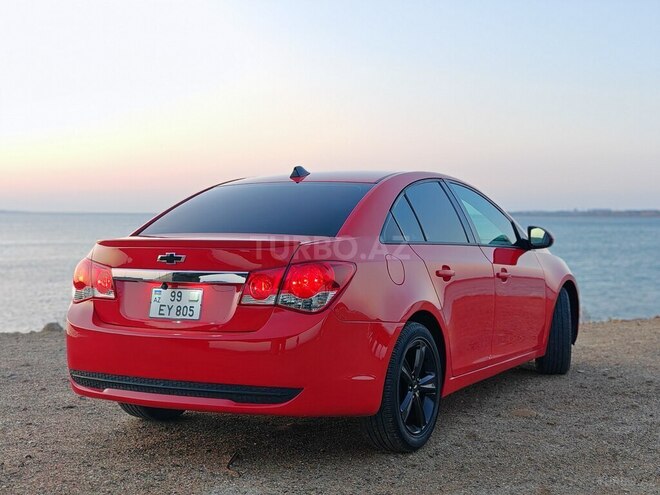 Chevrolet Cruze-10