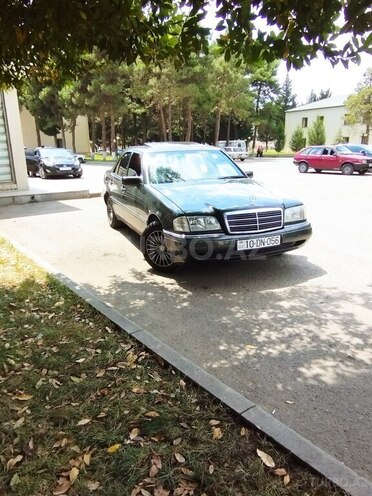 Mercedes C 180 1996, 460,000 km - 1.8 l - Bakı