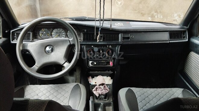 Mercedes 190 1992, 149,828 km - 1.8 л - Bakı