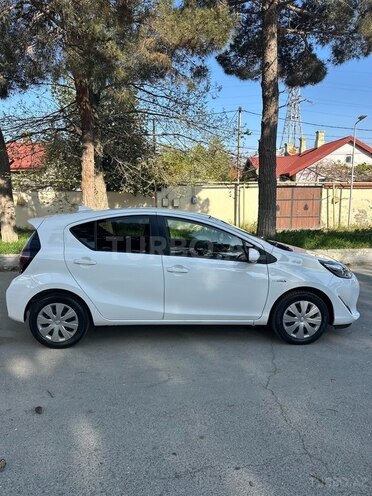 Toyota Aqua 2019, 52,800 km - 1.5 l - Bakı