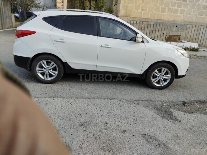 Hyundai ix35 2011, 333,223 km - 2.0 l - Bakı