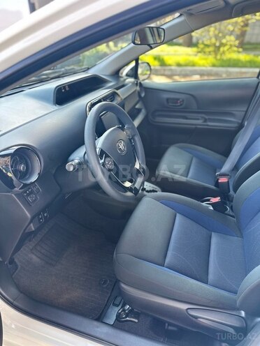 Toyota Aqua 2019, 52,800 km - 1.5 l - Bakı