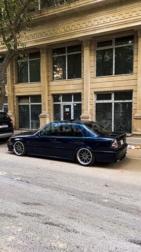 Mercedes C 240 1999, 365,000 km - 2.4 l - Bakı