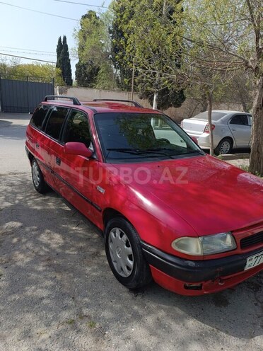 Opel Astra 1997, 520,000 km - 1.6 l - Sumqayıt