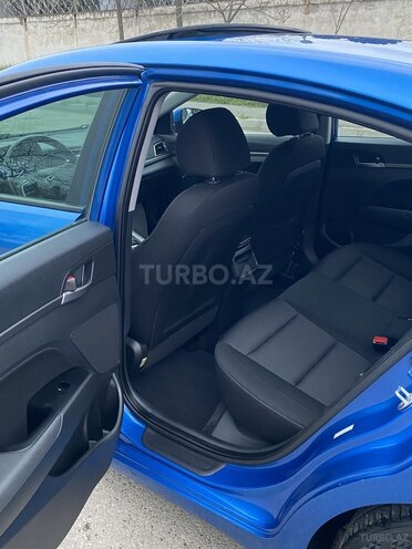 Hyundai Elantra 2016, 70,230 km - 2.0 l - Bakı