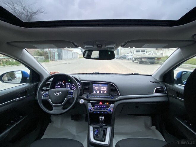 Hyundai Elantra 2016, 70,230 km - 2.0 l - Bakı