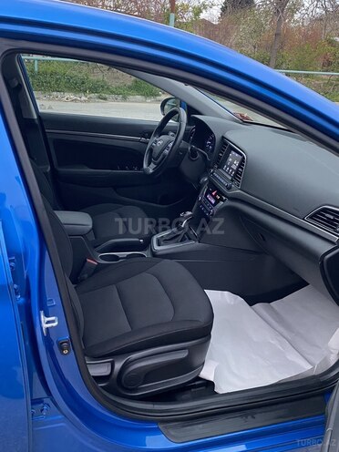 Hyundai Elantra 2016, 70,230 km - 2.0 l - Bakı