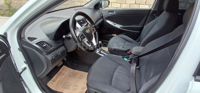 Hyundai Accent 2011, 215,000 km - 1.6 l - Mingəçevir