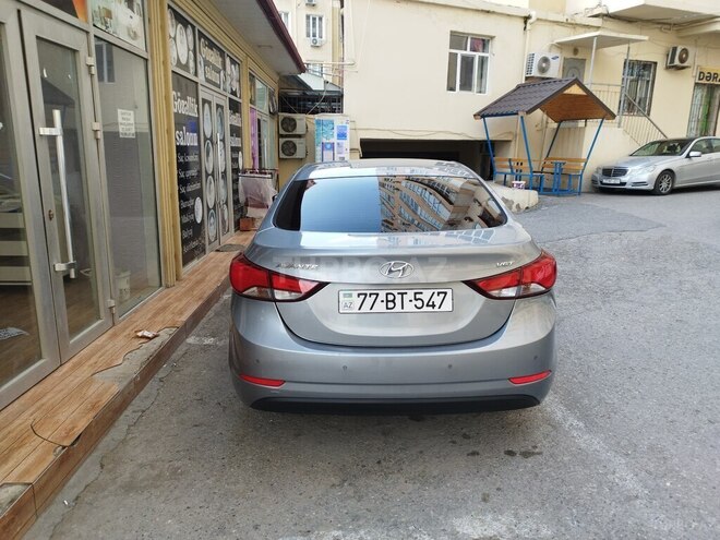 Hyundai Avante 2015, 142,500 km - 1.6 l - Bakı