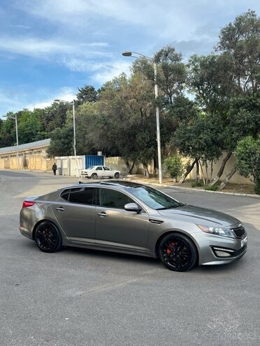 Kia Optima-5