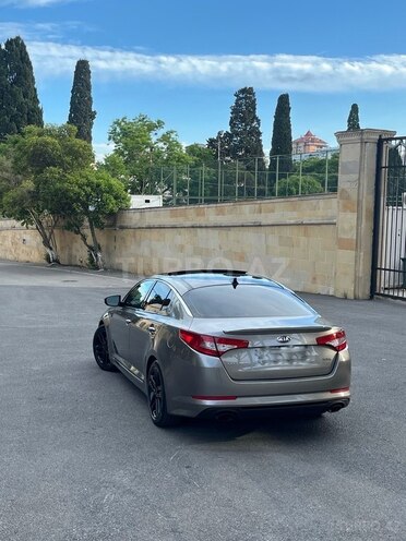 Kia Optima-2