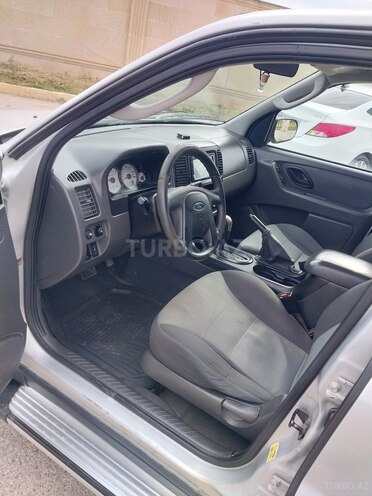 Ford Escape 2004, 216,669 km - 2.3 l - Bakı