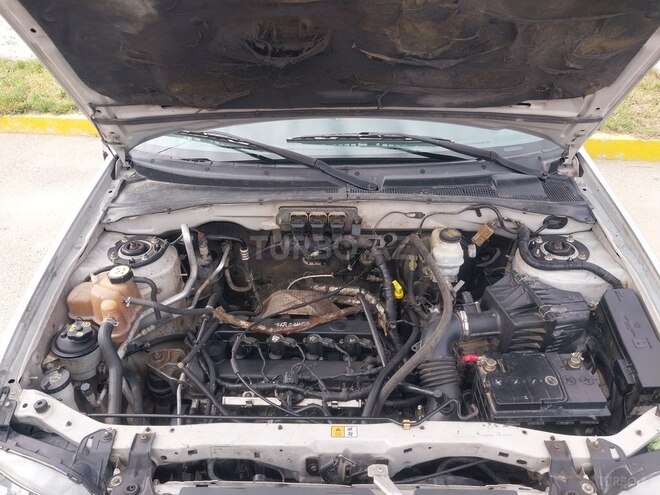 Ford Escape 2004, 216,669 km - 2.3 l - Bakı