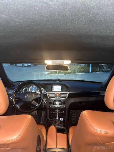 Mercedes E 200 2010, 213,000 km - 1.8 л - Bakı