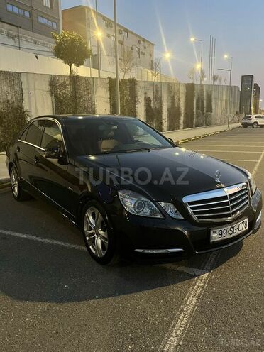 Mercedes E 200 2010, 213,000 km - 1.8 л - Bakı